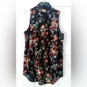 Faith & Joy Los Angeles Faith & Joy Hi-Lo Floral Sleeveless Blouse, Size Large
